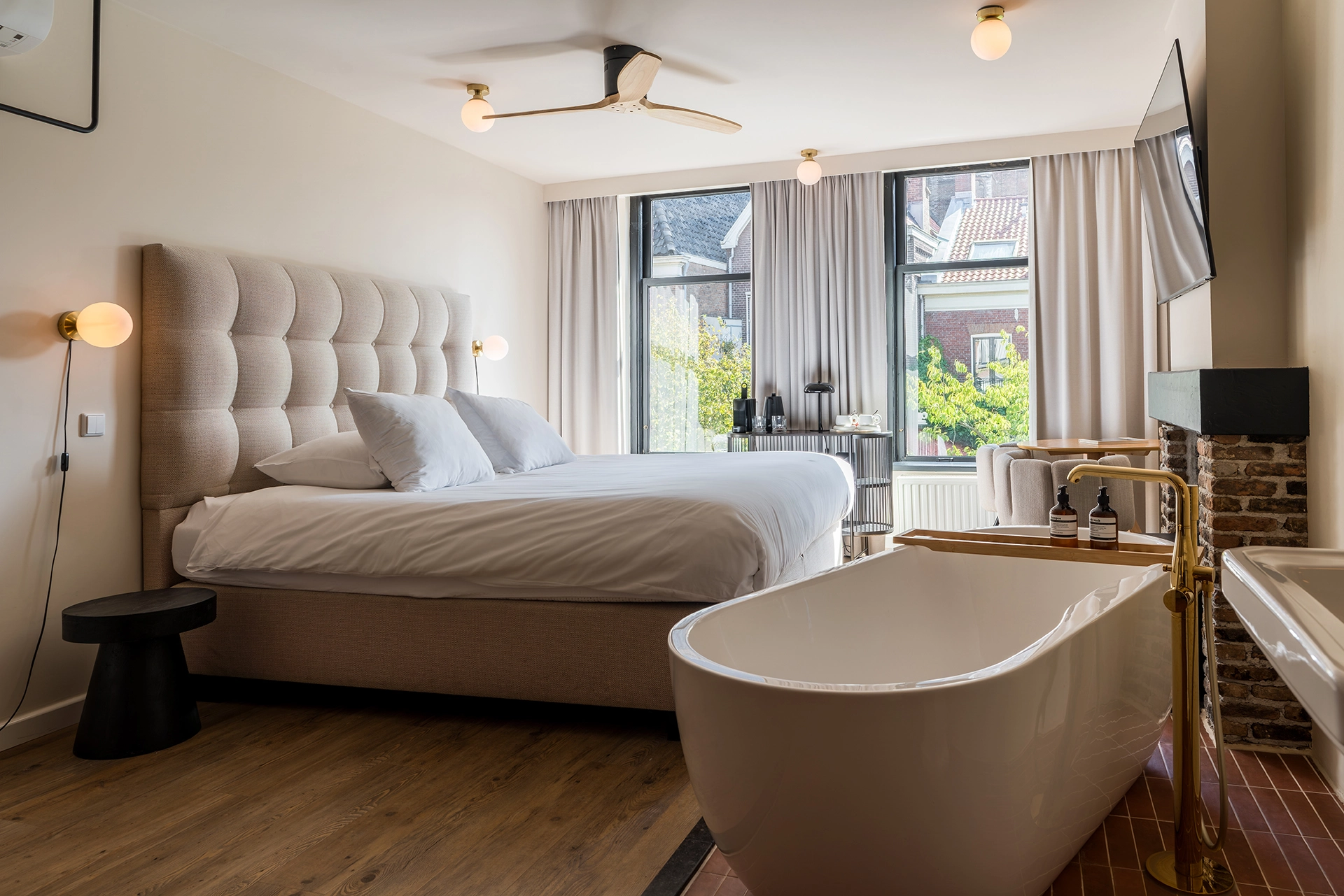 The Spa Bath Suite